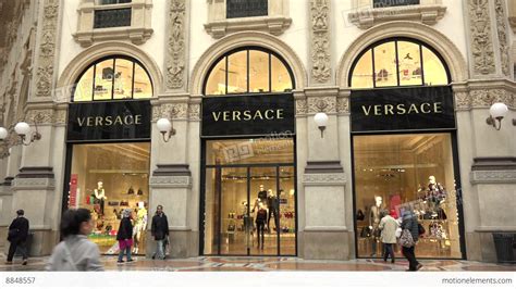 versace negozio milano|Versace stores in milan.